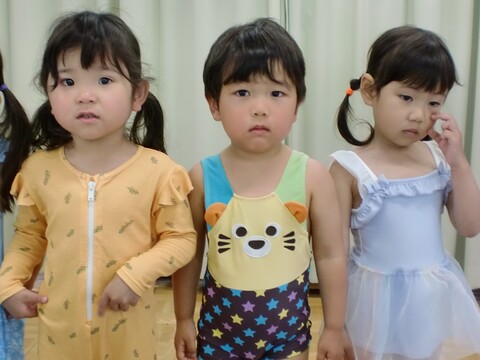 水着姿かわいいでしょう