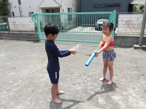 お水かけちゃうよ！