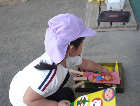 どの羽子板を使おうかな♪