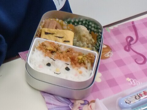 ママが鬼のお弁当作ってくれたよ！